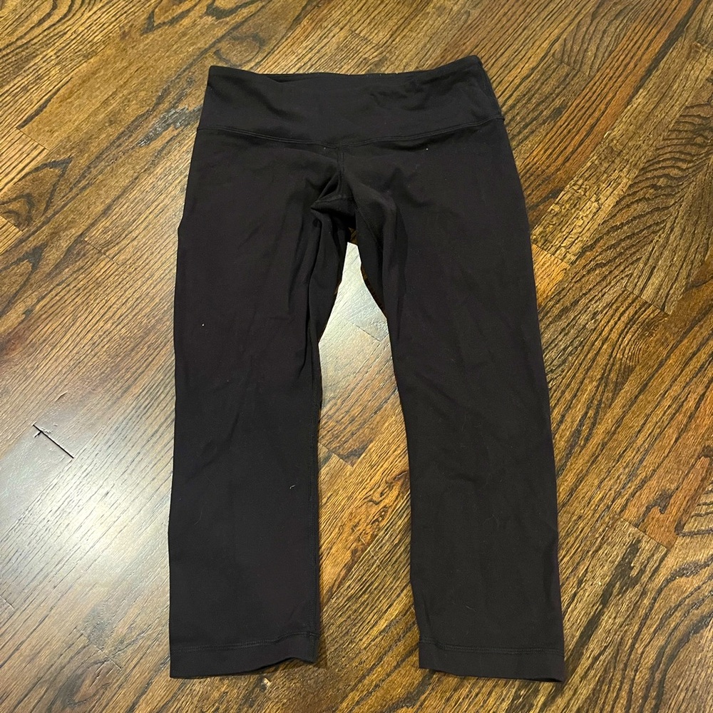 Black lulu lemon leggings